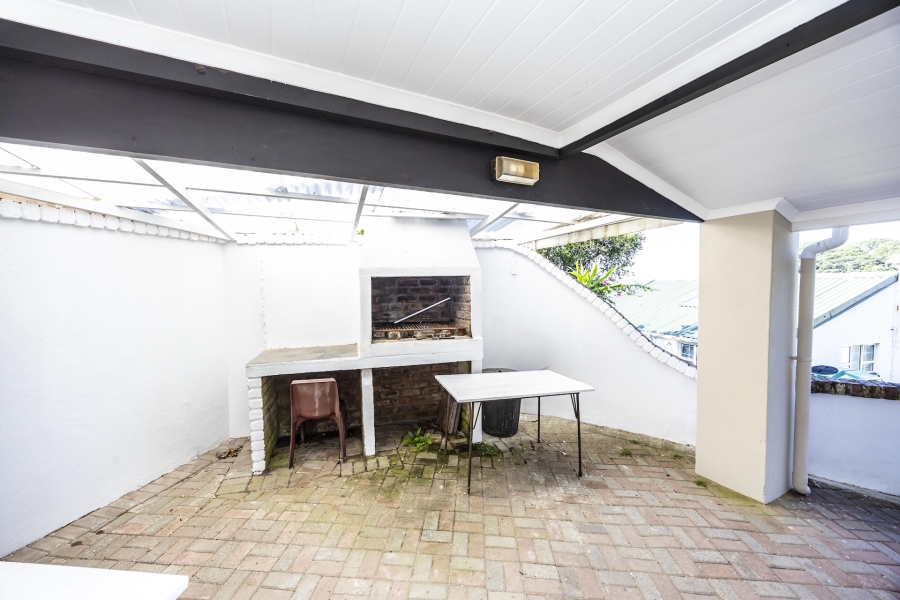 4 Bedroom Property for Sale in Cintsa West Eastern Cape